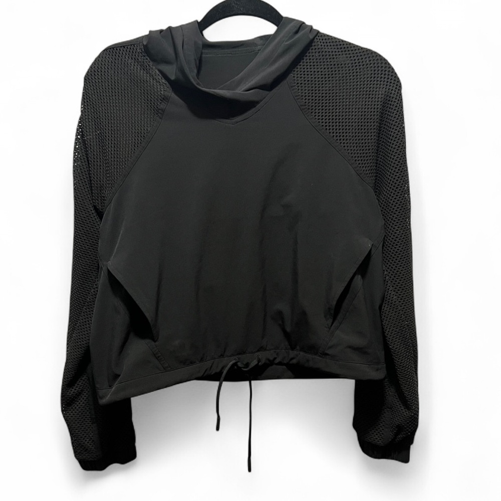 Lululemon BLACK Catch a Breeze Pullover Size 4